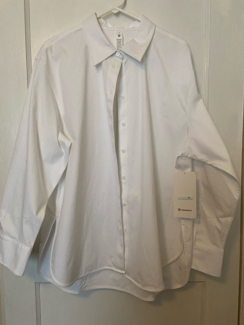 NWT lululemon athletica White Long-Sleeve Button-Down Shirt - XL